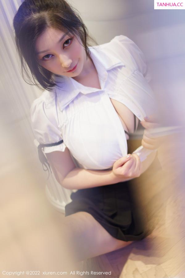 柠檬c_lemon 妲己_Toxic [XiuRen]高清写真图 2022.11.04 No.5807 妲己_Toxic 丰腴美臀第20张图片